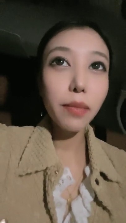 极品尤物模特女神！夜晚驾车路边车震！掏出炮友屌吸吮，肥穴美穴跳蛋自慰，骑上来深插爆操