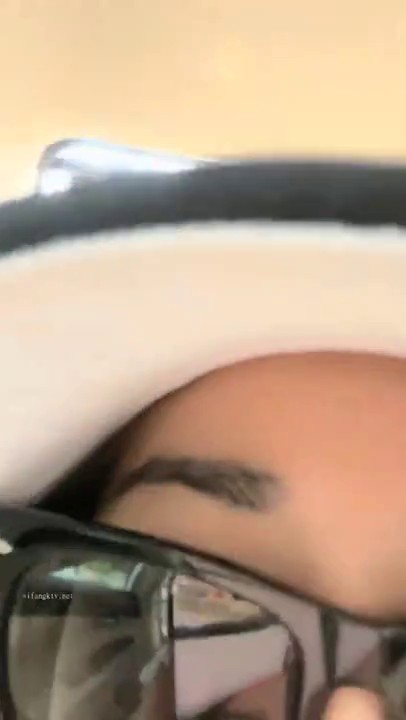 泰国买春指南，【翘臂木子】，出国旅游，特意到牛郎圈找牛郎，开房啪啪，小骚货得到了前所未有的满足4