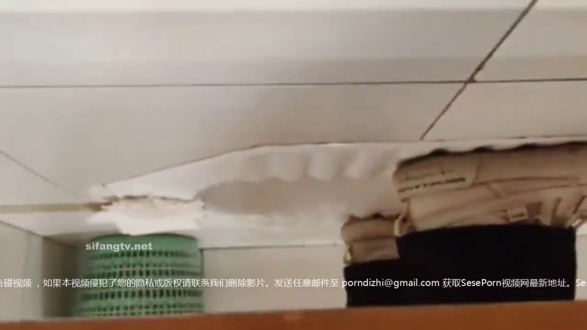 c-牛人超近距离贴B拍多位少妇的极品美鲍2