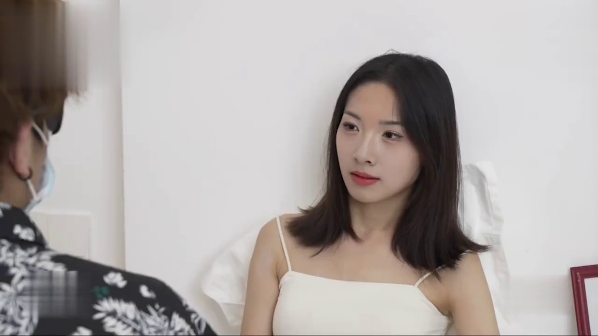 -暑期强档爱豆传媒ID5468 美术老师迷奸模特女学生大鸡巴各种姿势草吊带黑丝梦柔