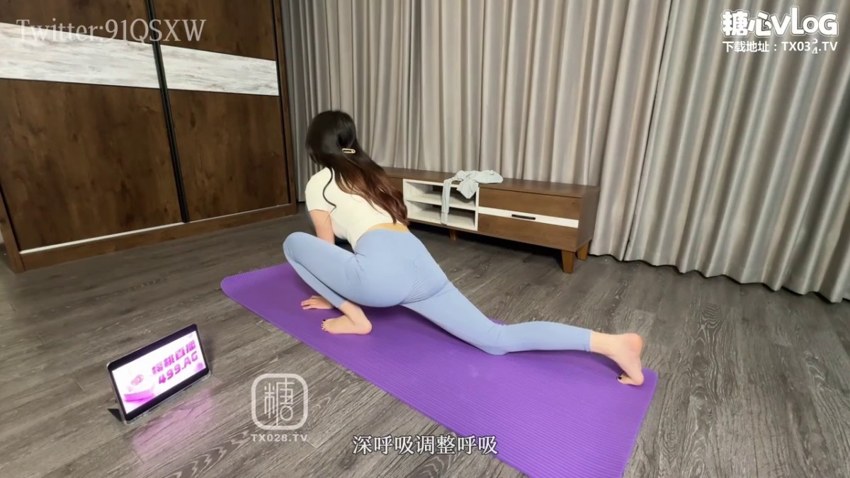 -91情深叉喔 劲爆身材开档瑜伽裤女私教 白虎小穴蜜汁泛滥 美到窒息 肉棒直入击撞花蕊内射