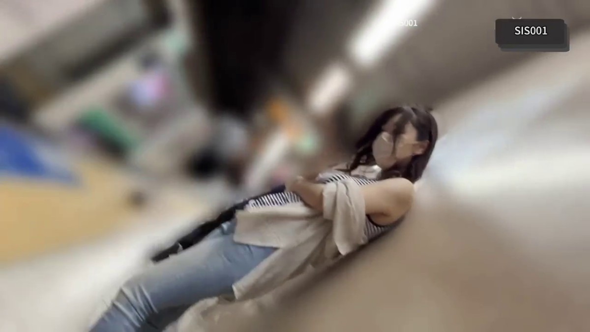 吐血推荐【美腿美胸美少妇】韵味十足！被跟踪下药迷奸【迷魂媚药】杀猪般的惨叫，抽搐痉挛多