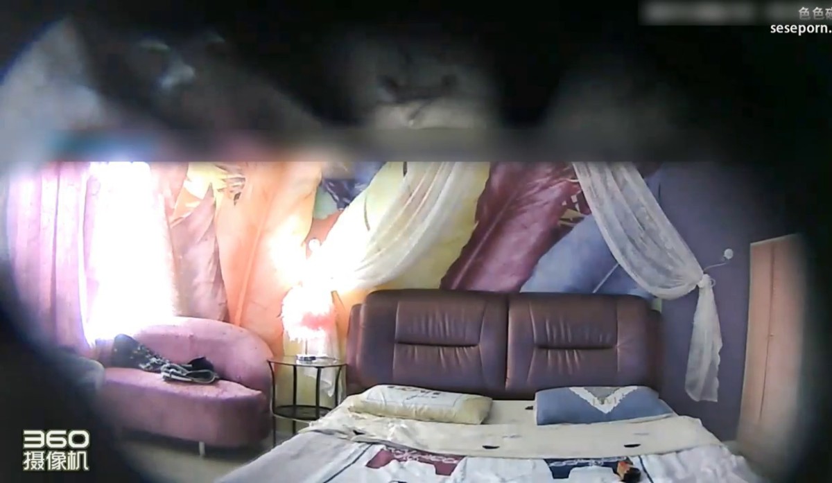 酒店偷拍极品模特身材高颜值美女与年轻小伙激情 一顿爆操 呻吟给力