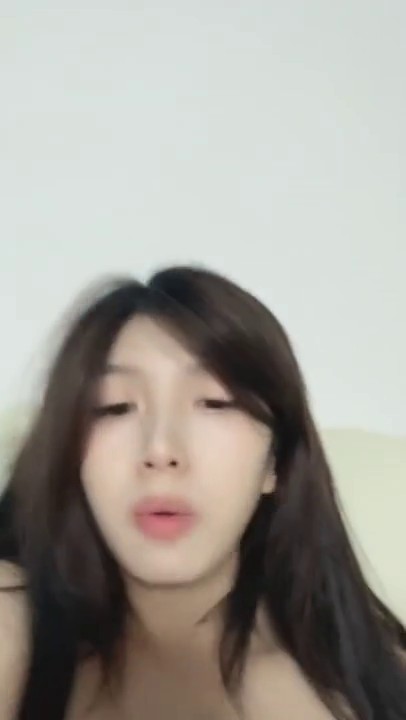 【豆豆】极品校花女神 巨乳弹软蜜臀圆润~揉奶抖胸怼屏