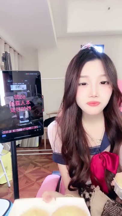 千年出一美女~【董小姐】整个平台最最漂亮，超爽裸舞