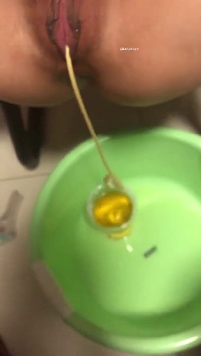 字母圈调教大神【Actor444】26G完整第④弹，露脸母狗各种虐阴虐菊啪啪，花样多手法奇特