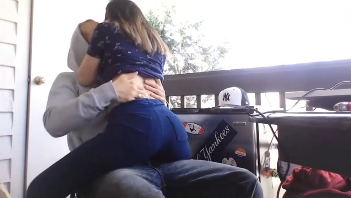 找了个外国男朋友，最得意的就是他的jj大，操起来爽，真满足！自拍原创