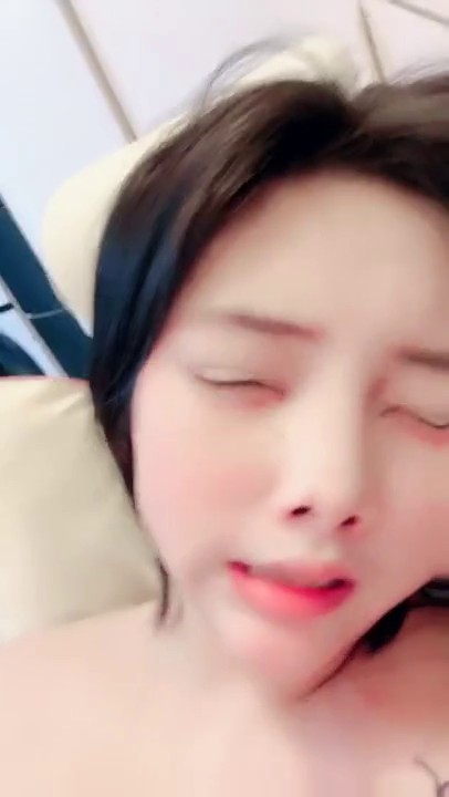 -精品重磅】，顶级校花来了！美到炸，清纯校园风小姐姐【取悦】刚下海就被操！满满撸点.0