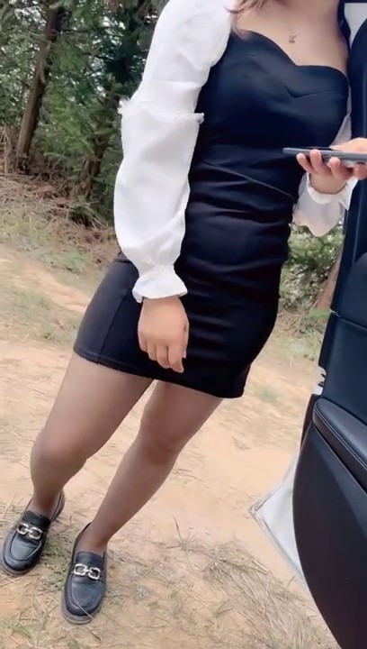 剧情演绎】阳光正好开车去向下与骚妇激情车震 骚货就是欠操，被操两下就瞬间老实了，操出白浆