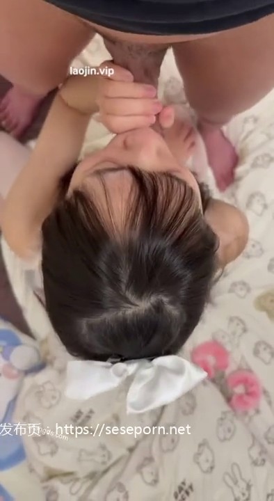 2025年6月，富二代约炮，【fKabuto】，漫展拿下19岁学生妹，完美露脸，一个可爱的小妹妹，听话反差