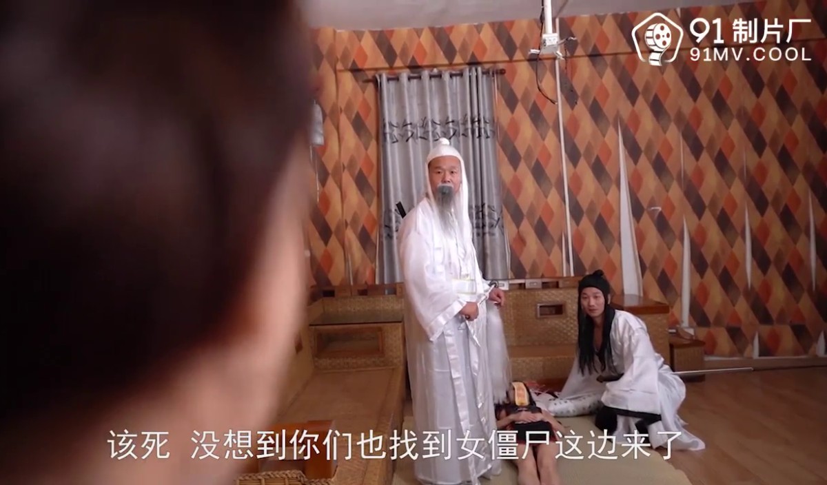 不要拍我90后极品馒头逼白嫩美小女友大白天和男友宿舍嘿哟720P高清无水印