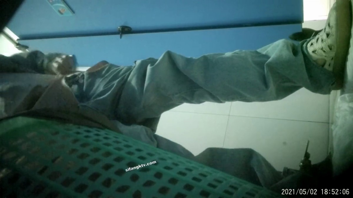 全景厕拍屁眼给你看