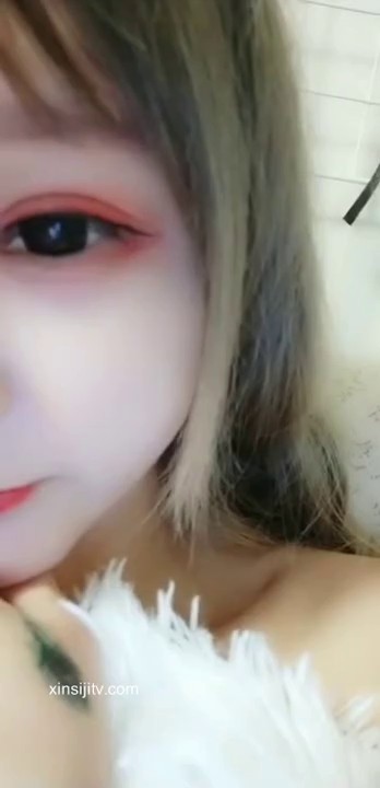 极品萝莉女神瑶瑶小妖精与幸运粉丝激情做爱 翘挺美乳 学妹制服 无套骑操很有感觉都玩出白浆 高清完整版