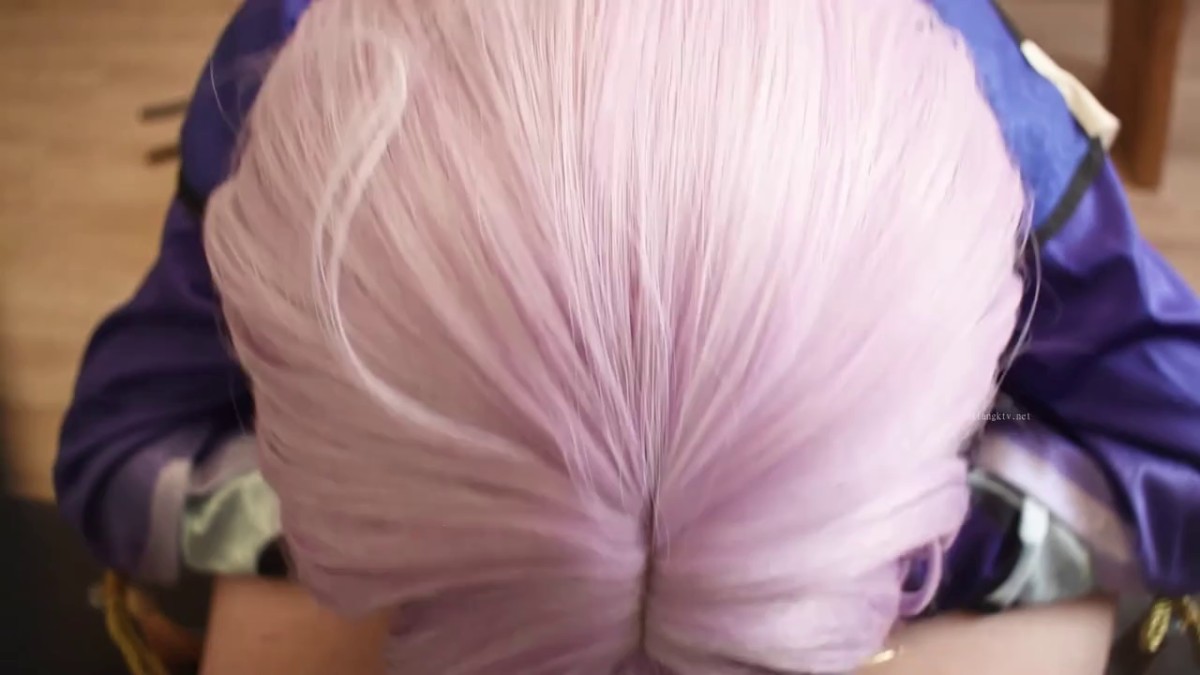 可爱邻家女高学妹『猫屋少女』COS元神七七 翘起可爱小屁屁让主人爸爸后入小蜜穴，超极品合法卡哇伊小母狗！