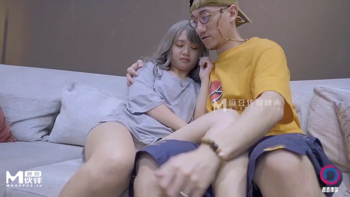 国产新星『渡边传媒』新作DB04《女友肉体来还债》3P多人运动开启女友M属性 高清1080P原版