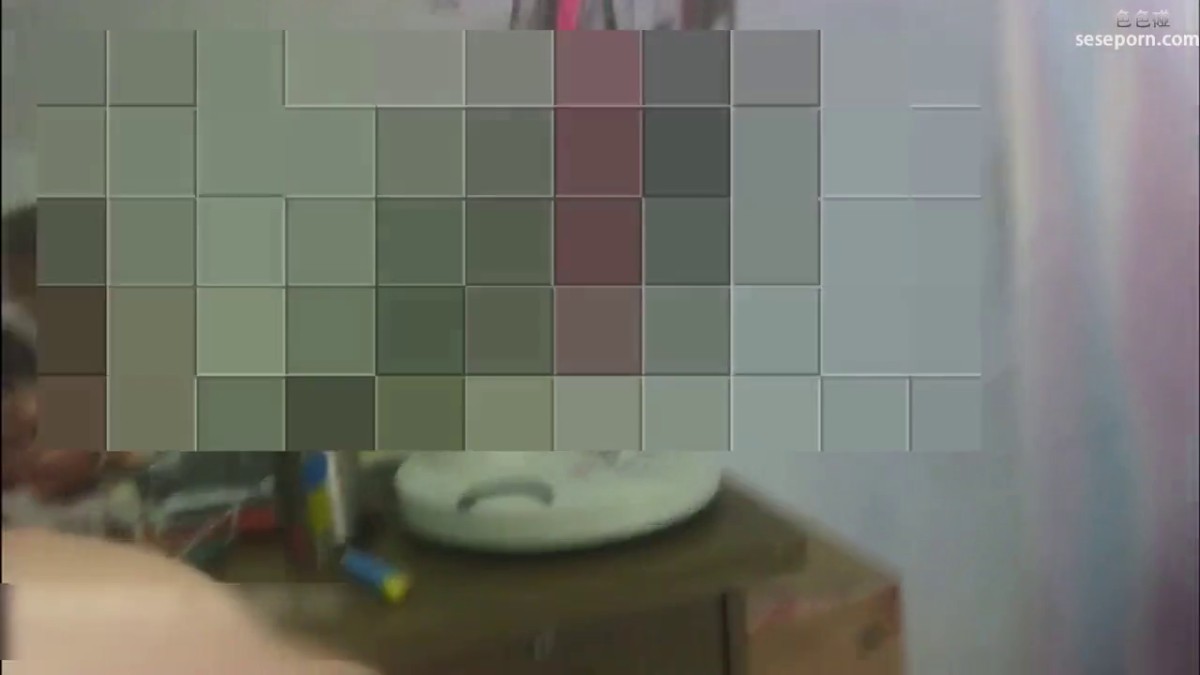 棚户区底层嫖妓小超市的货架原来暗藏玄机爽完出来继续教学搭讪站街妹对白有趣