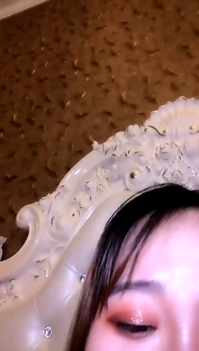 逼逼微毛极品肥逼妹子道具自慰秀 小阴唇肥逼小跳弹震动一直出水娇喘 很是诱惑不要错过