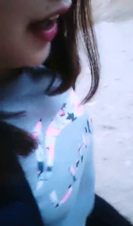 大奶少妇约会司机炮友到马路下面的桥洞啪啪真服了这哥天气那么冷户外还能硬