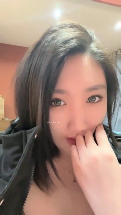 白领妹子女神，下海赚快钱，【婉婉女孩】，新人 G奶御姐~柔逼掰穴~道具自慰~激情啪啪2