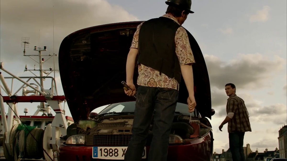 尺度给力，几个女主身材杠杠极为诱人，乳房软软《巴黎Q娘.高清修复未删减版.内附中文字幕》性爱是快乐的