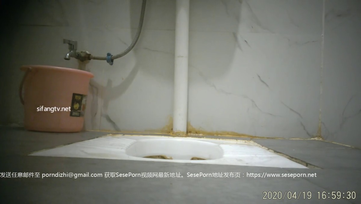 极刁钻固定镜头TP 年轻美女嘘嘘 高清特写粉嫩鲍鱼-1 (30)