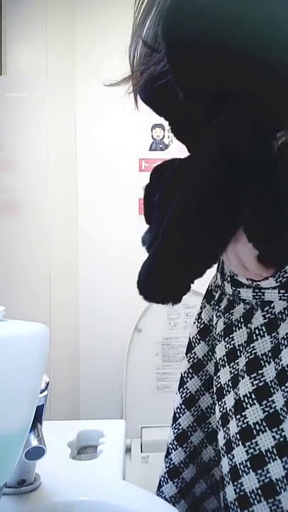 最新典藏 顶级厕拍 完美收录100美女高清甄选 商场写字楼完美近视角-1 (12)