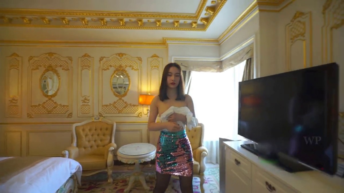 新春重磅福利最新国内顶级摄影师的大师之作-高素质模特椹嫃大尺度啪啪视频1080P高清版