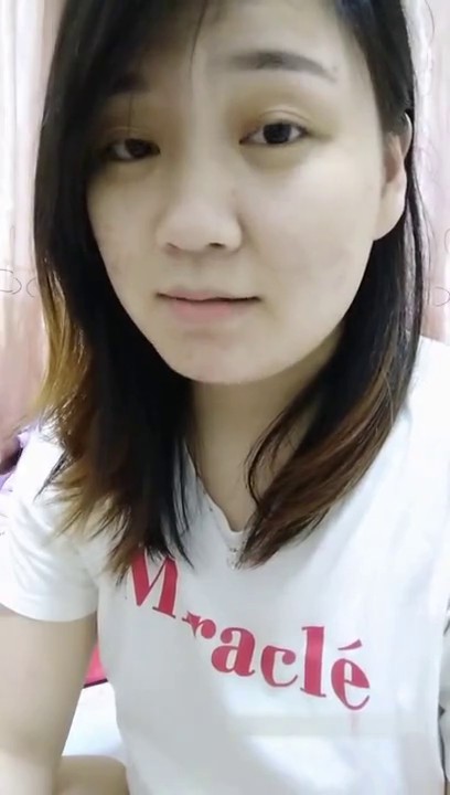 新人娑娑0404凌晨和自己的胖胖女友拉拉直播秀 舌吻抠穴 很是诱人