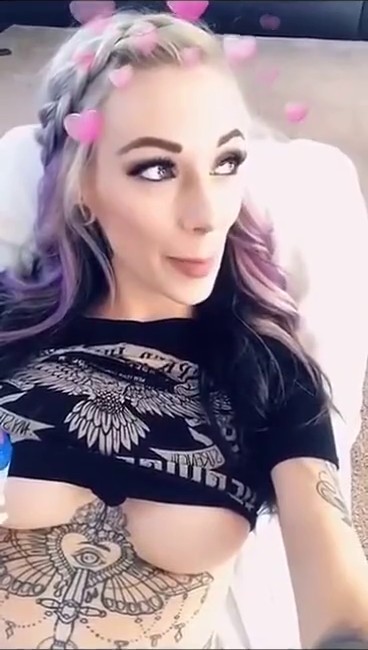 ins纹身网红妹自拍视频泄露流出 露出和男票做爱已经自己自慰