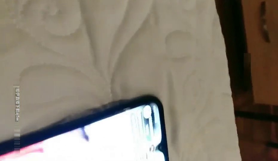 夜狼出击嫖妓兵团老司机龙哥小旅馆嫖妓偷拍直播气质C奶眼镜妹被抱起快速抽插