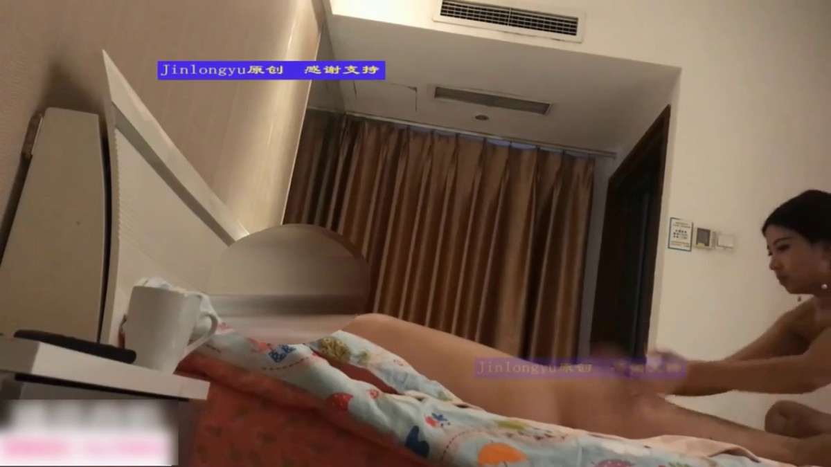 91金龙鱼SPA桑拿会所抽着烟享受美娇娘贴心服务边搞边聊胸推柔情似水毒龙丝袜足交口交打炮一条龙对白精彩