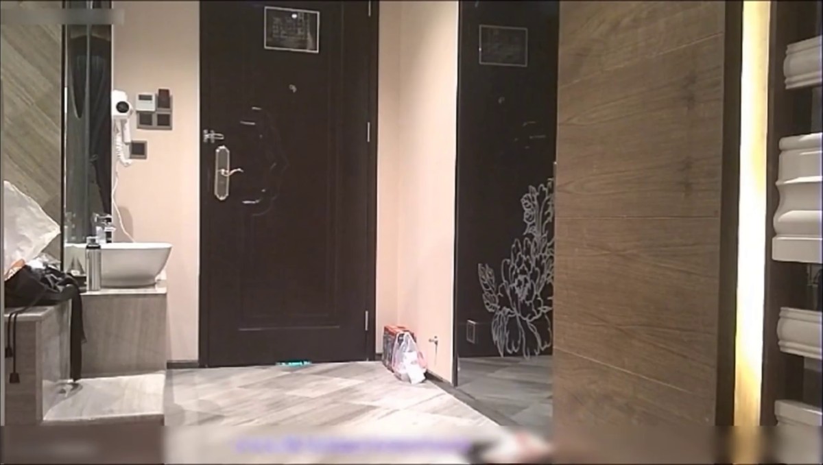 富二代约哥高价网约身材纤细黑丝美腿气质骚逼空姐兼职外围跳艳舞挑逗啪啪啪叫声更骚1080P原版