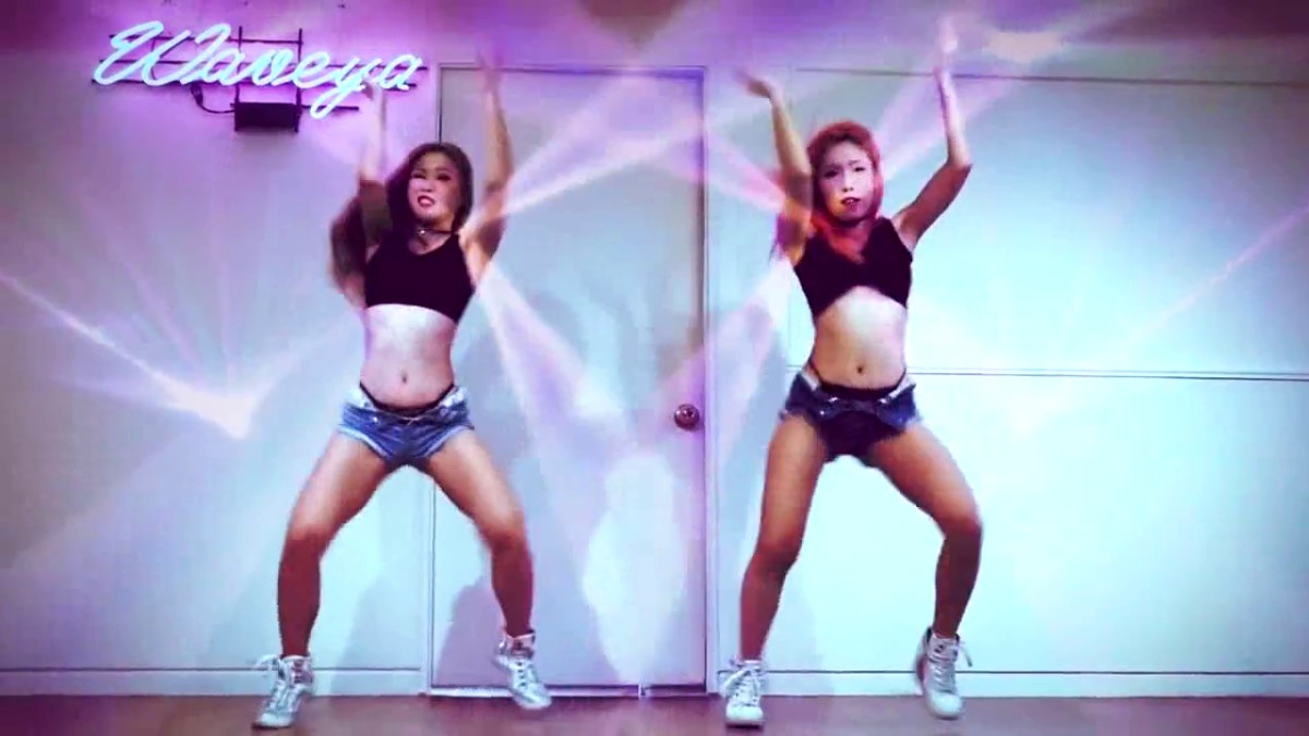 最新韩国人气女子组合『九缪斯』成人合成版MV流出2 劲舞性爱完美结合 淫荡女神 疯狂乱爱 高清720P无水印版