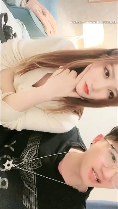 新人首秀《花少探模特》套路了个19岁大学生极品高颜值模特啪啪