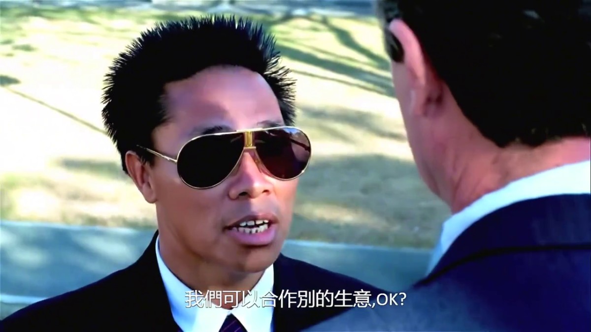 小姐姐这身装扮让人一看就鸡动性奋啊《龙虎豹1991.高清未删减字幕版》激情佳作 英气妩媚并存风情真给力