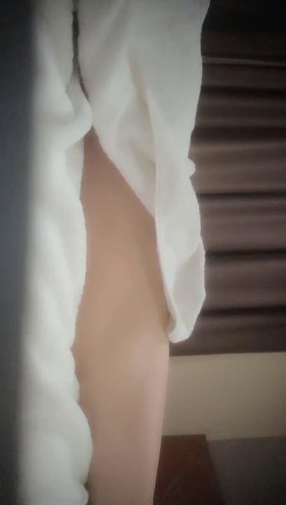 2021.11.2，极品一线天少妇返场，【推油少年】，良家私密一面，乳头坚挺春心萌动中，呻吟不断，享受专业小哥服务