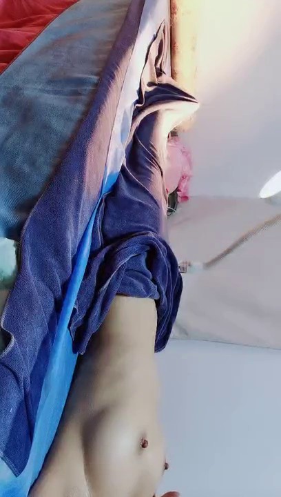 2021.12.14，【脱光法师法力无边】，养生馆真实偷拍，白嫩极富弹性美少女，第一帧就能让人无耻硬，百里挑一极品