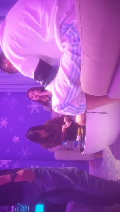 2022-10-19【换妻之旅】约年轻小夫妻4P交换，高颜值像混血，打扑克脱衣，调完情再开操