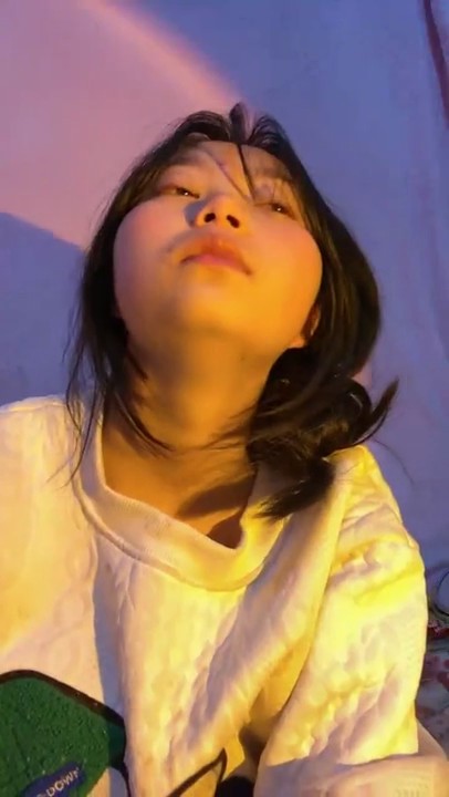 这个是真的嫩，很有看点，【小笼包表妹】新人初来乍到，甜美可爱~美乳~表妹啪啪-小包子妹妹呀_20230301