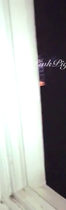 唯美MV风格露出达人萍萍全裸夜探居民楼 中途遇到回家的小姐姐差点被发现很是刺激