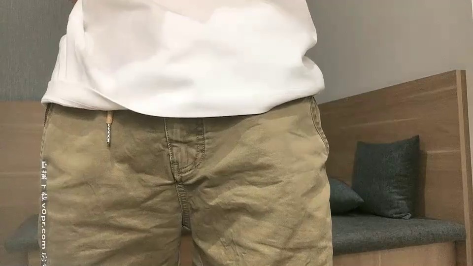 午夜寻花第二场高颜值牛仔裤妹子，舌吻舔奶69口交骑脸舔逼猛操