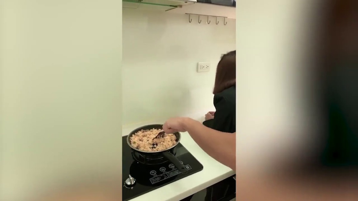 国产AV佳作MDXS0007-客服的耐力决心大考验 无毛小嫩逼被爆操