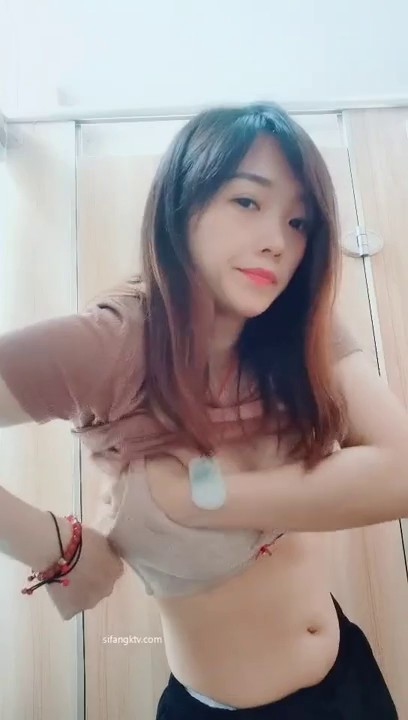 清纯小野喵 在外资公司上班美丽小姐姐~上班偷偷直播!~！2