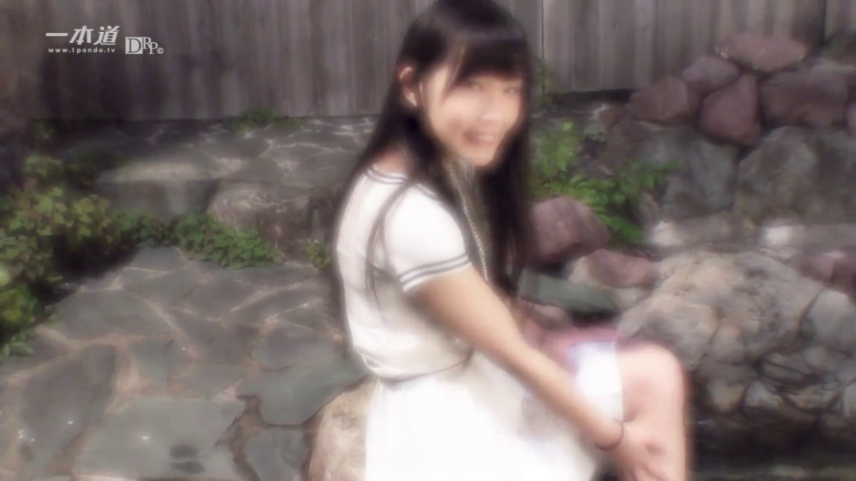 步兵精品一本道极品白虎嫩穴清纯萝莉美少女【春日野结衣】野外温泉浪漫约会内射中出打飞机神器011515_010