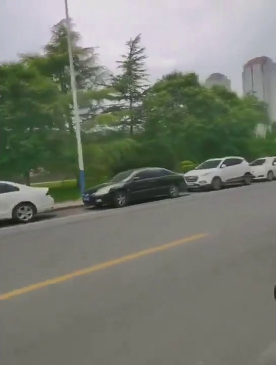 最美推特淫妻『野喵喵』大尺度性爱私拍流出 魔都淫妻淫荡展示 婚纱装骑乘顶操  高清720P原版无水印