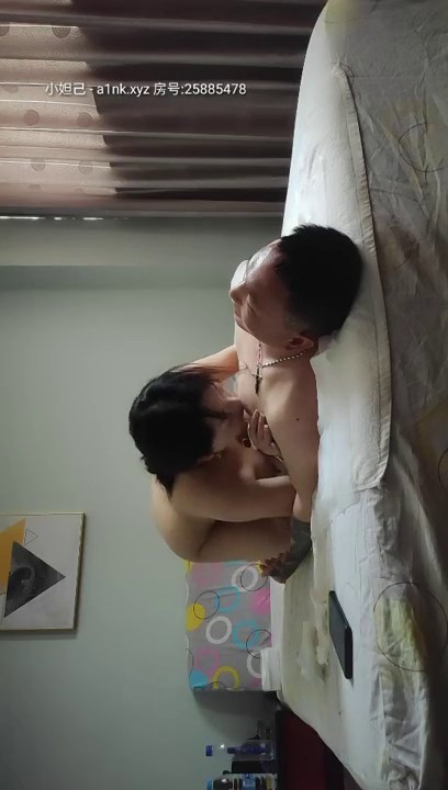 伟哥寻欢3.14桑拿按摩会所一条龙服务大波女技师活儿很细肏太猛把套子留逼里了抠了半天才抠出来