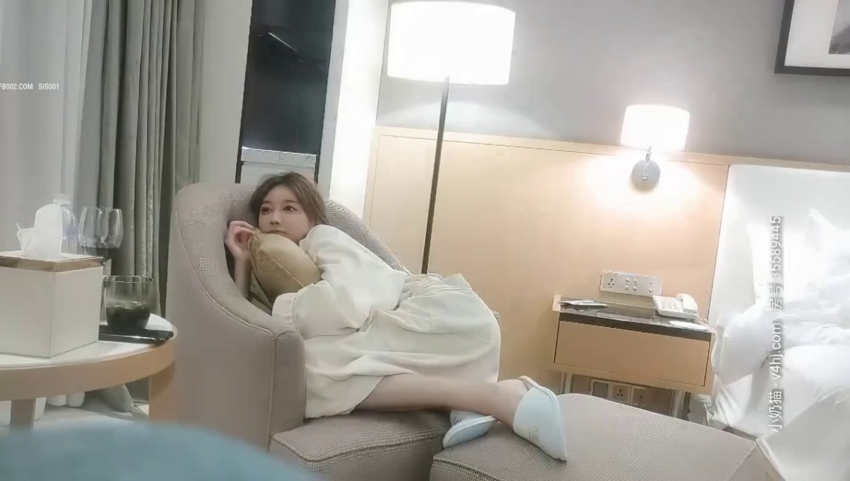 2020年度最佳外围女神，大神成名作，【探花郎李寻欢】云南别克君威车模，激情啪啪跟情侣一样聊天调情，超清1080P修复版【水印】