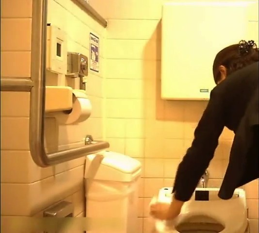百货商场公共女卫正面偸拍超多美女良家方便亮点不断3