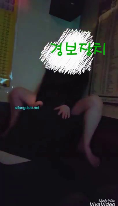 tumblr-KTV包房舔逼