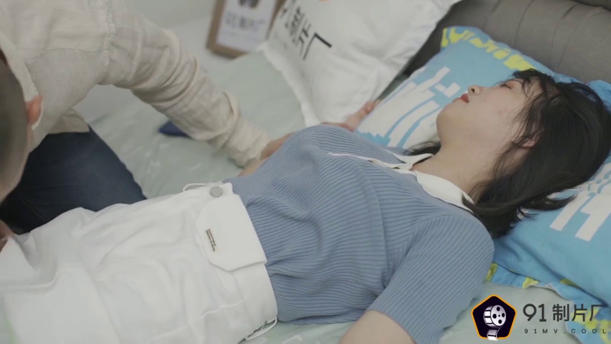 果冻传媒91CM-098戚小怜嫖错妓误打误撞的激情做爱